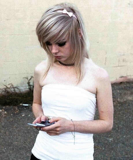 Shauna Dean Cokeland hd pornstar photo