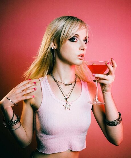 Shauna Dean Cokeland porn actress photo