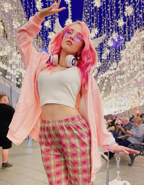 Mercury Cosplay sexy model image