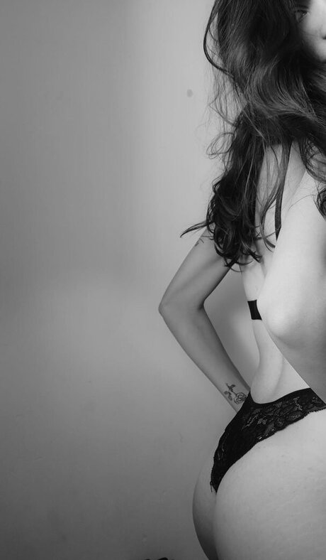 Lorrayne nude star photo