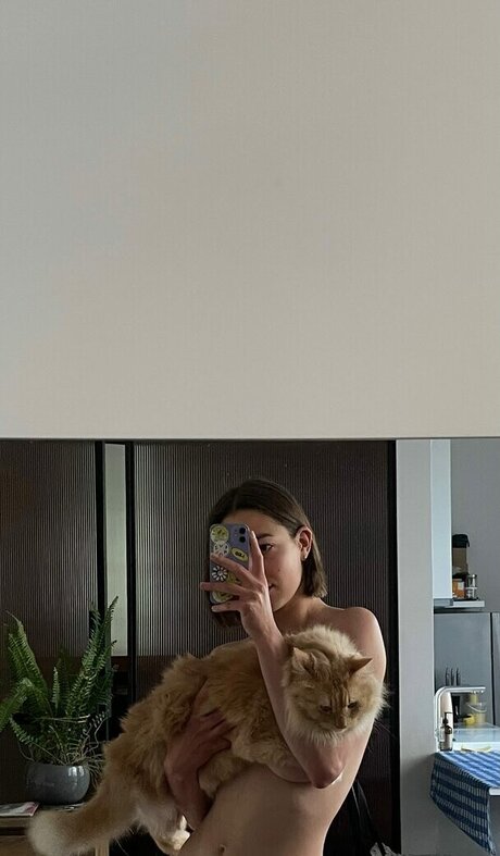 Polina Nelen model hot pic