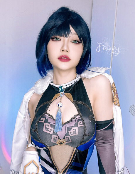 Faixvey model hd photos