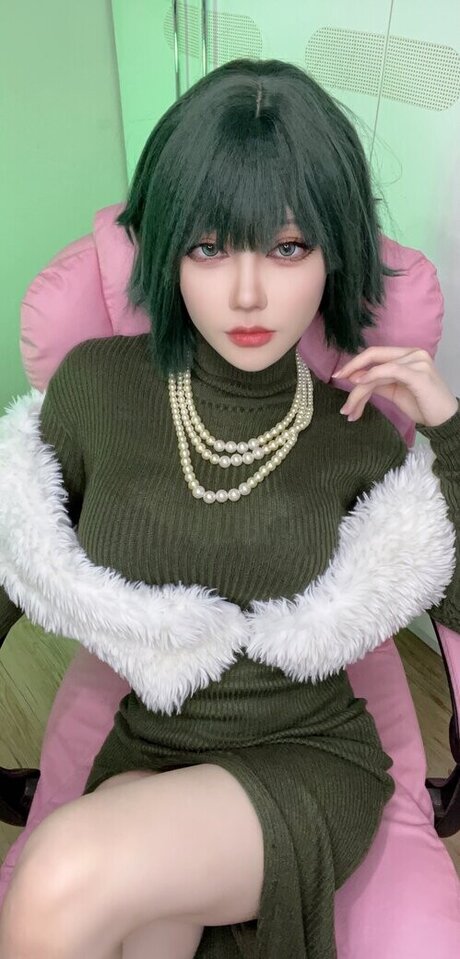 Faixvey model nice images