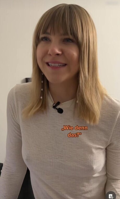 Diana zur L wen pornstar pretty photos