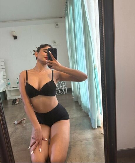 Rachel Sharma model exclusive gallery