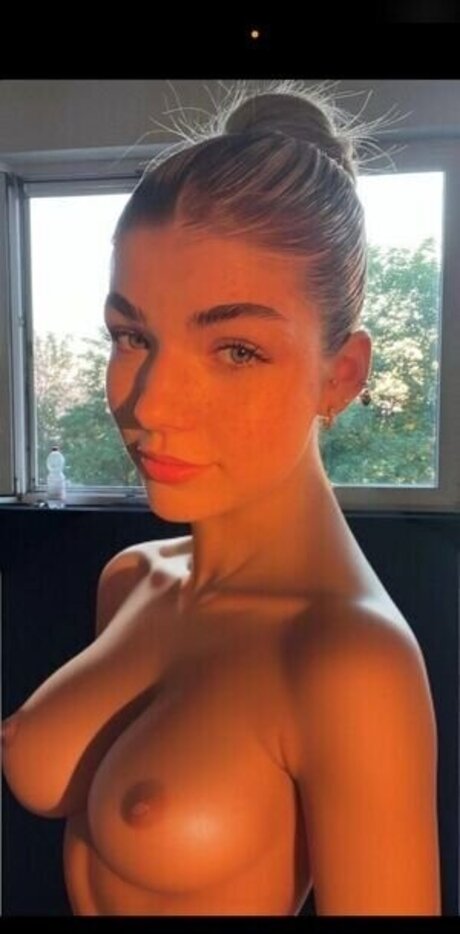 Facialize Me high quality star pictures