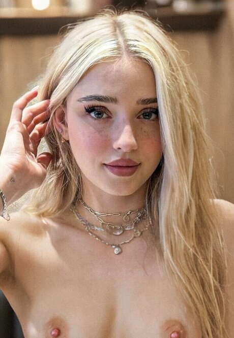 Facialize Me art actress pictures