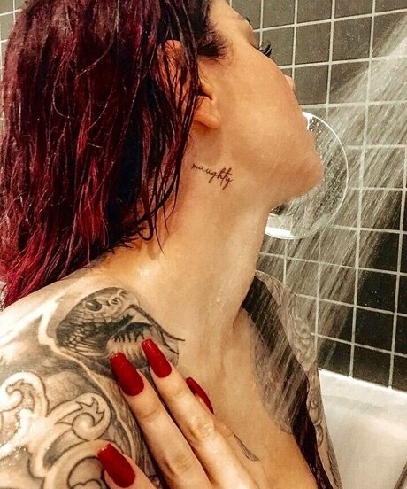 Kate Merlan perfect pornstar gallery