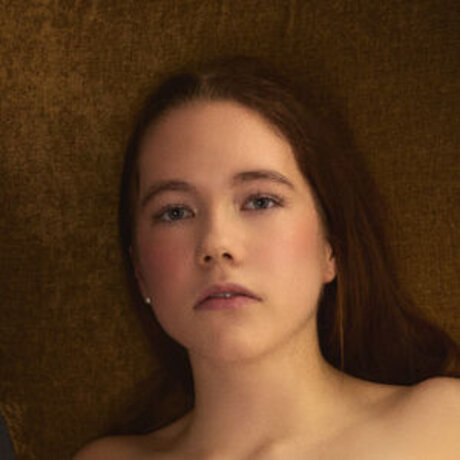 Just Lina model top image