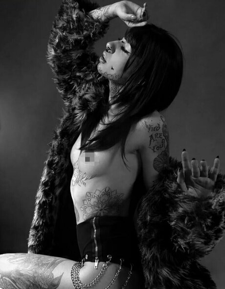 miicky3 0 nude star pictures