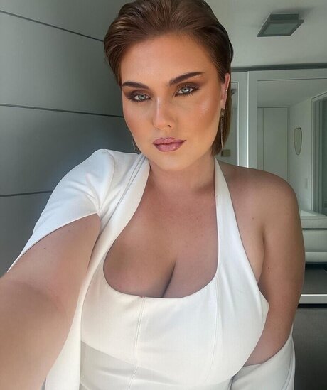 JohannaMuellner sexy star pics