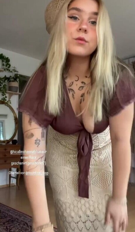 Viky kid model nudes img