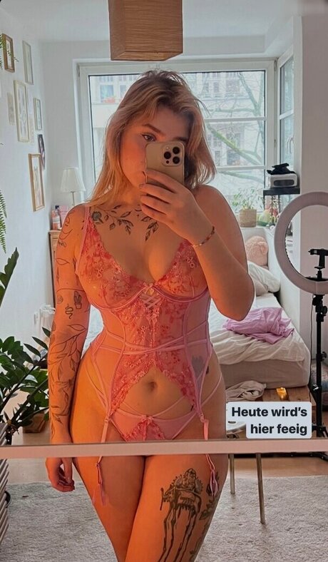 Viky kid art actress archive