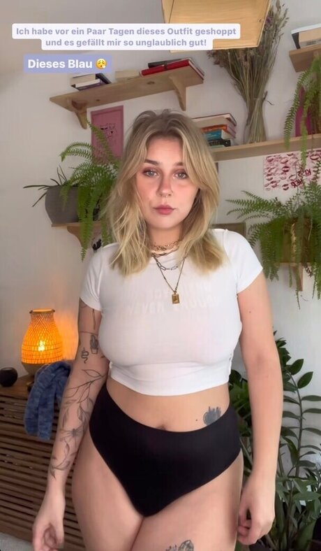 Viky kid nude pornstar image