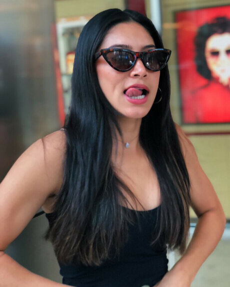 Jenny Chiu perfect star pictures