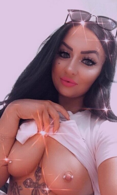 TiaMendez beautiful actress photos