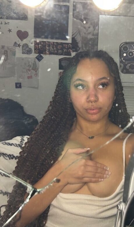 Maya Quinn pornographic model images