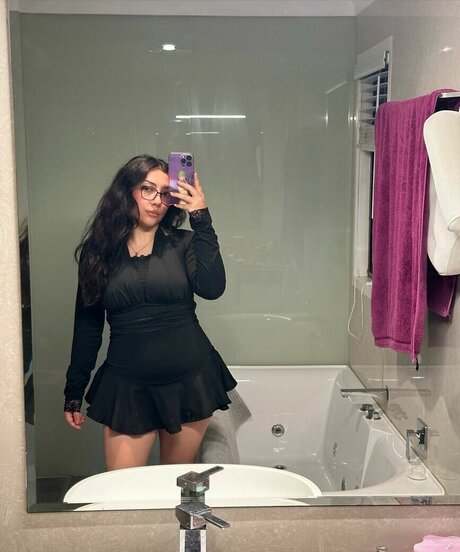 ASMR JADE pornstar naked images