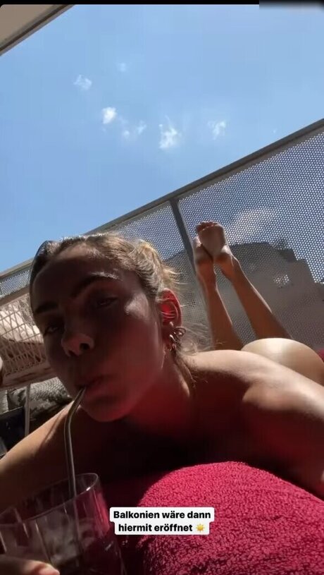 herstoryfeed pornstar erotic gallery