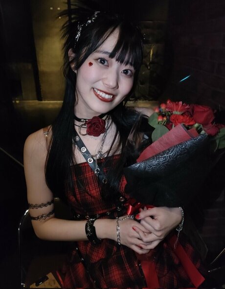 Mariri Sugimoto pornographic actress img