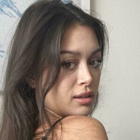 Lavender Woods naked actress picture