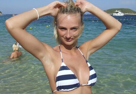 U Got It Flaunt It_ nudes actress archive