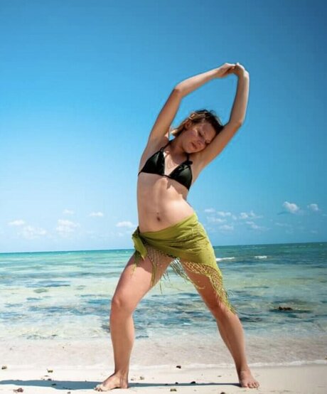 Notsoerudite model pornographic picture