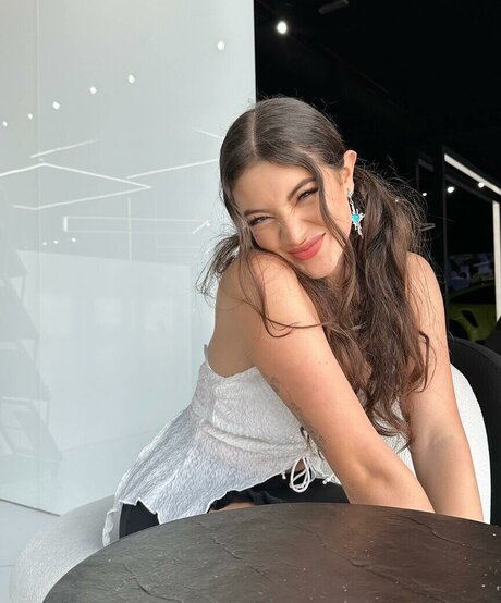 Leyla Afshonkar model nudes gallery