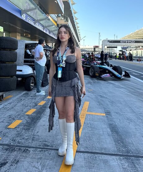 Leyla Afshonkar model nudes gallery