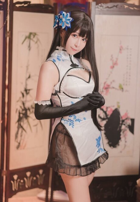 Shiraga Yanko pretty model images