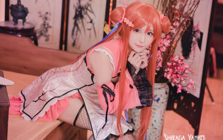 Shiraga Yanko nude actress image