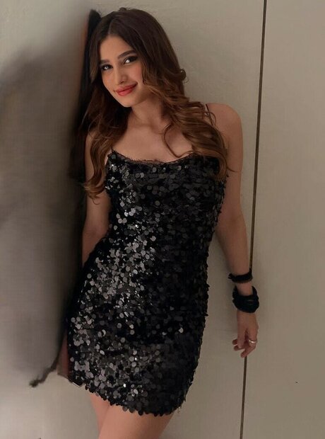 Rasha Thadani art star archive