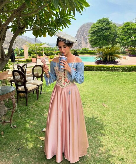 Rasha Thadani nice actress image