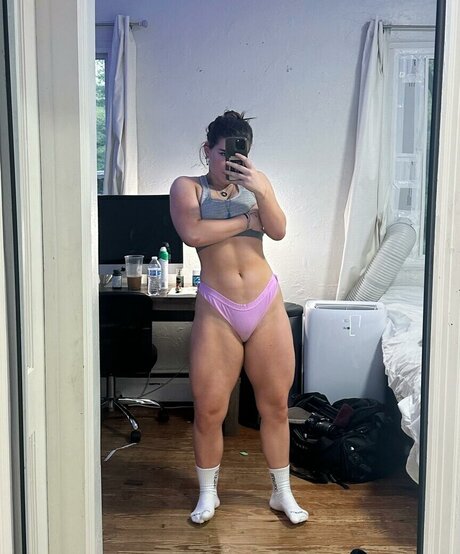 midget nude onlyfans pornographic picture