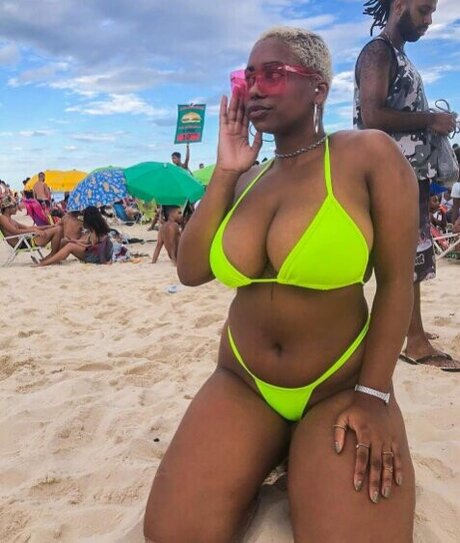 Velvet Scarlett perfect actress picture