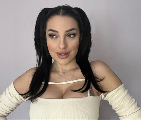 Nikoleta Milenova top pornstar photos