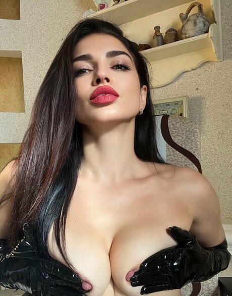 Caroline ASMR nice star img