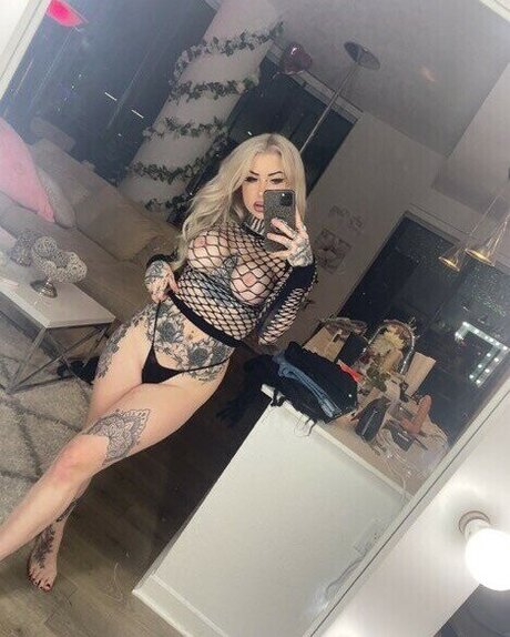 Erikakaayy sexy pornstar image