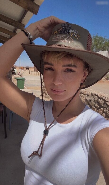 Julia R mmelt pornstar sex archive