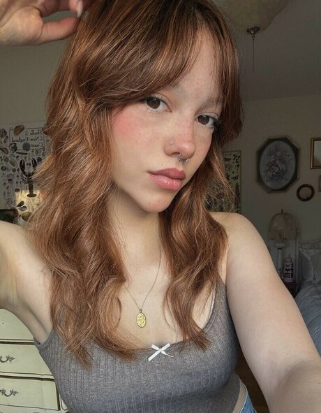 finseaa hot actress gallery