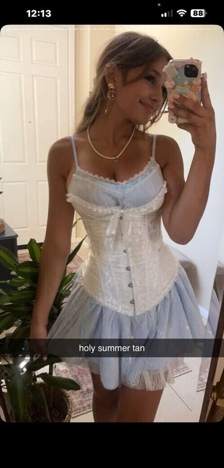 Sara Dobrik star best pic