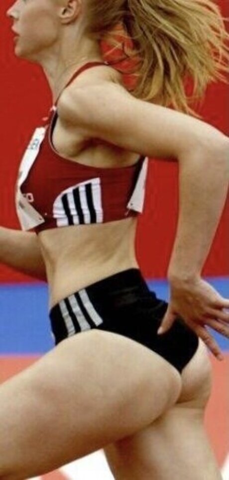 Gina L ckenkemper porn model pic