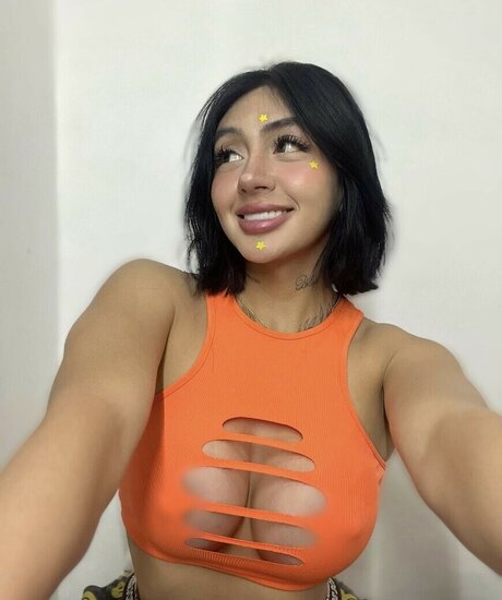 Amberestefania star erotic pic