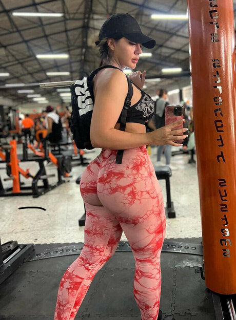 Amberestefania perfect star pics