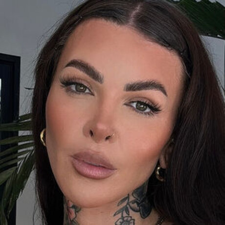 stefaniexlee adult model image