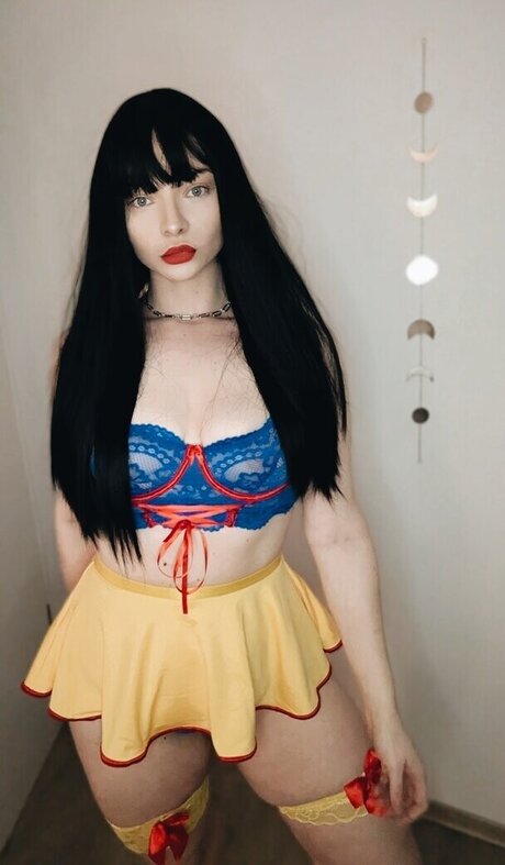 neeviliciouz hot pornstar pic