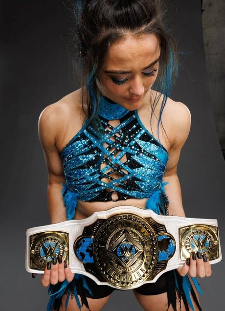 Lyra Valkyria sex pornstar photo