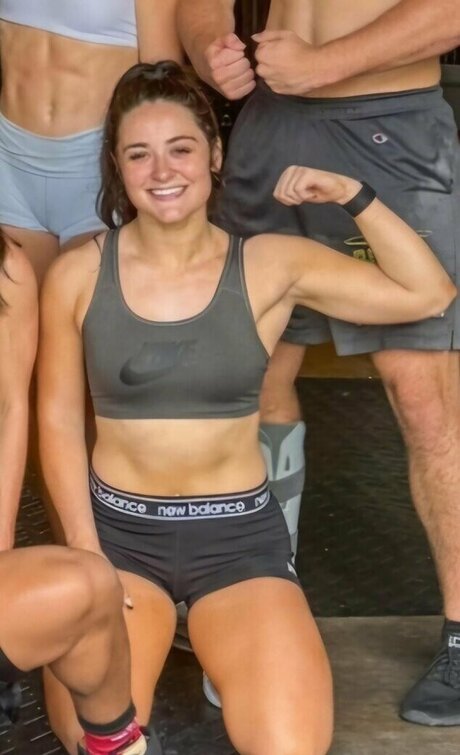 Lyra Valkyria pretty star pic