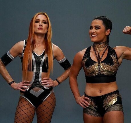 Lyra Valkyria model free pictures