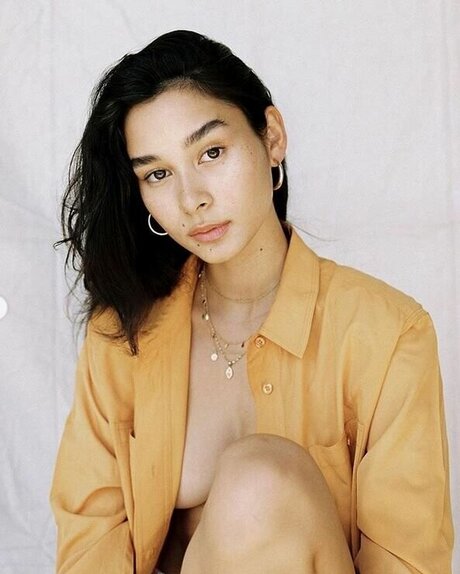 Monica Puddy high quality model pic